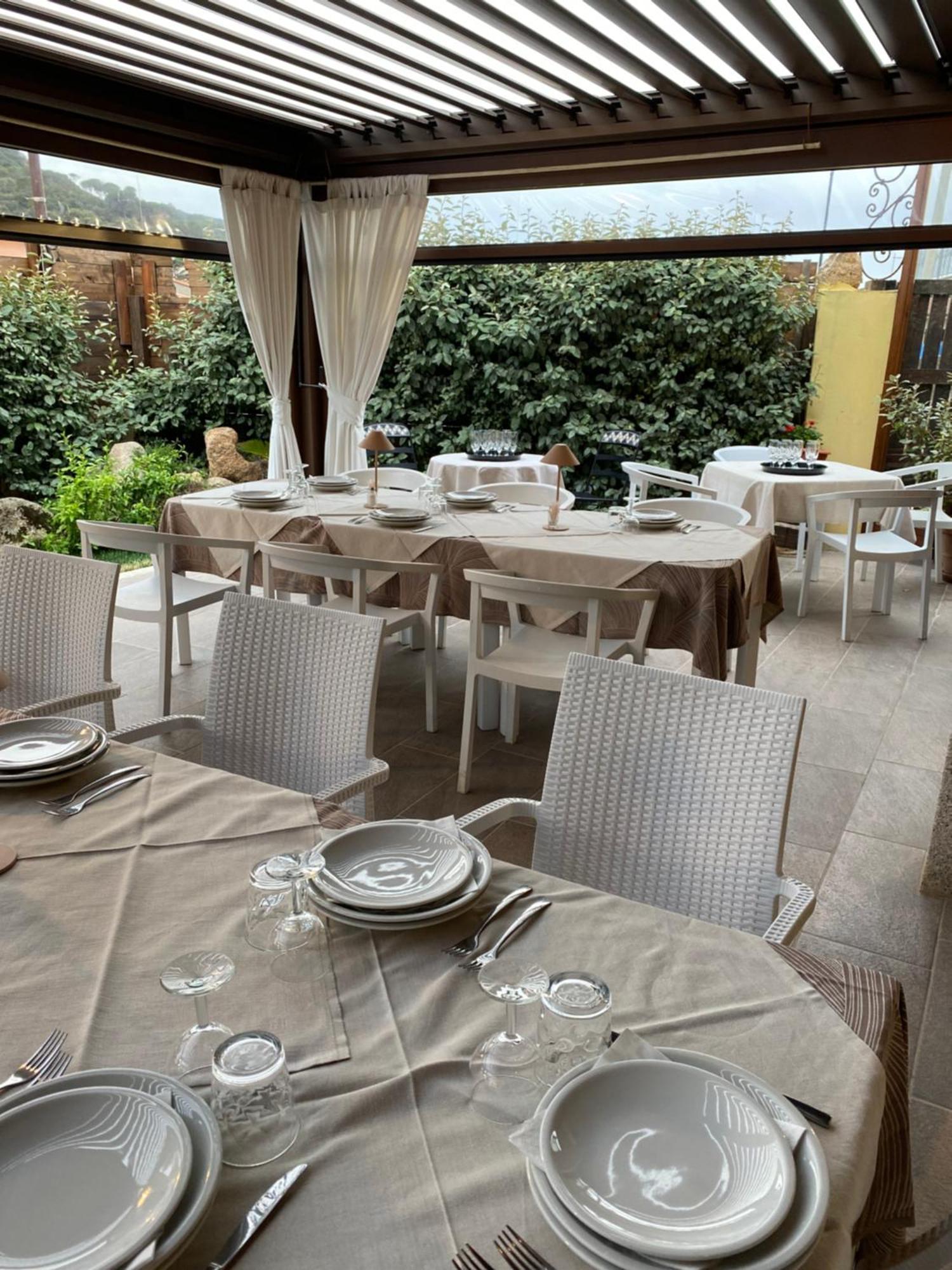 I Graniti Villa Monti ภายนอก รูปภาพ