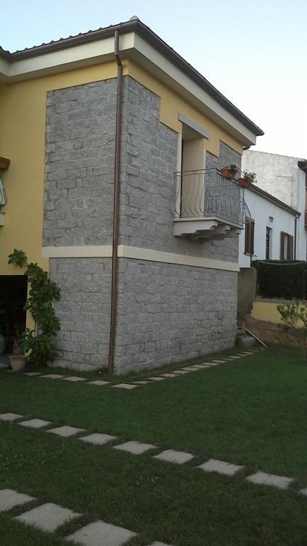 I Graniti Villa Monti ภายนอก รูปภาพ