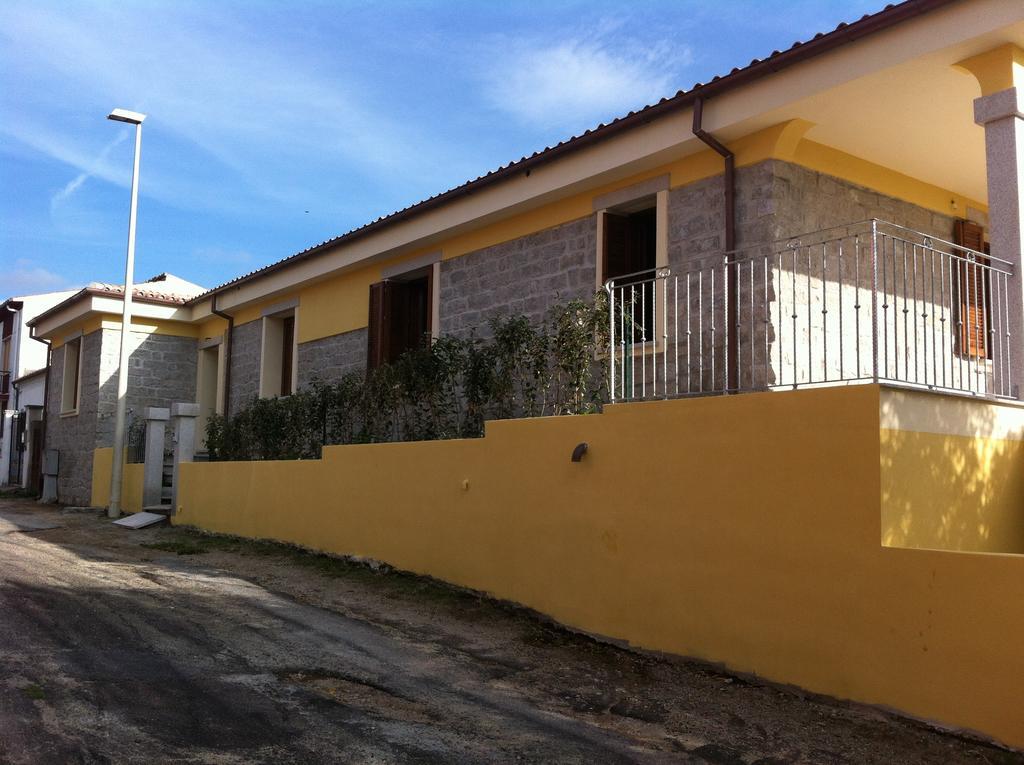 I Graniti Villa Monti ภายนอก รูปภาพ