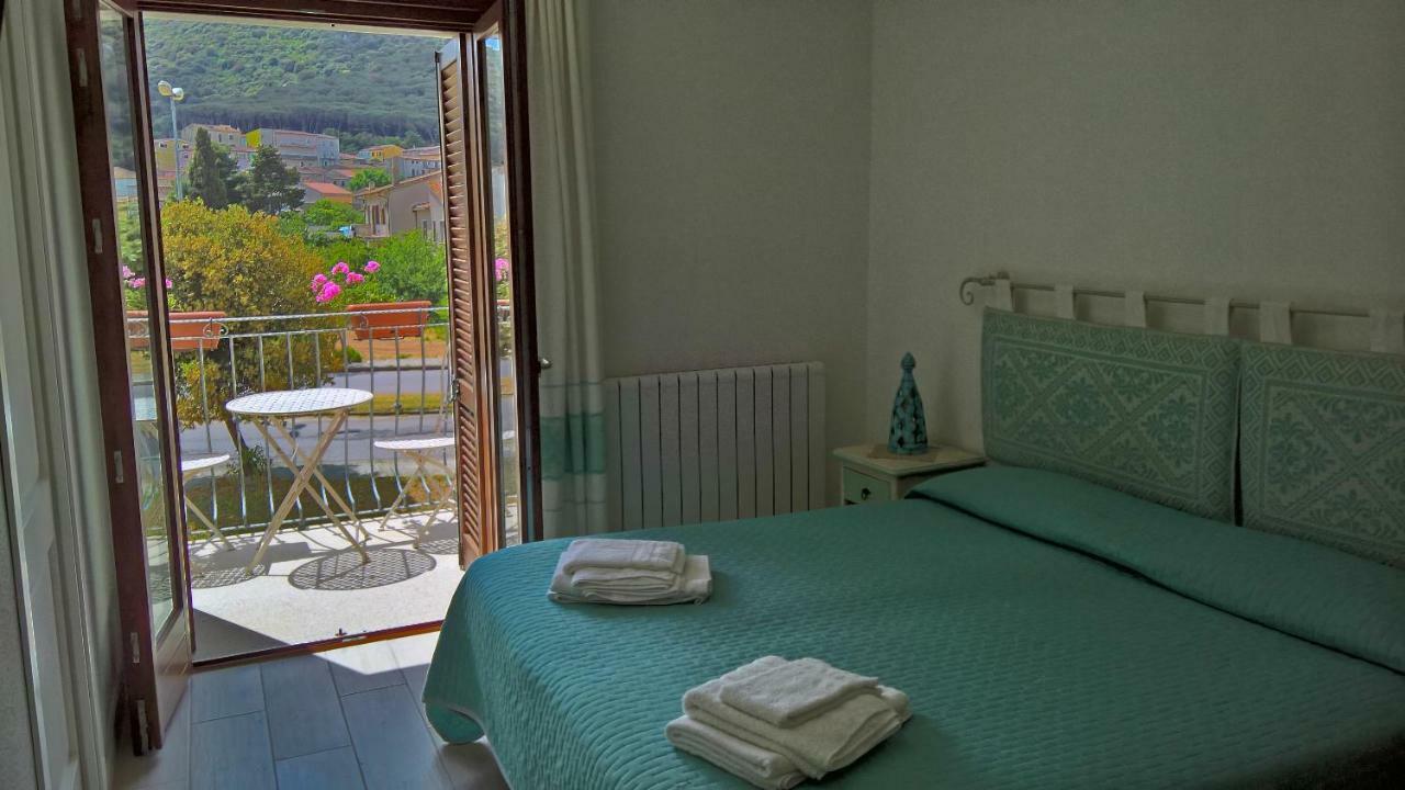 I Graniti Villa Monti ภายนอก รูปภาพ